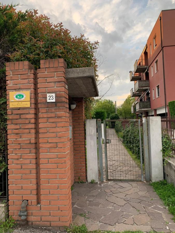 B&B Verona Business And Fun G B Rossi Friendly ภายนอก รูปภาพ