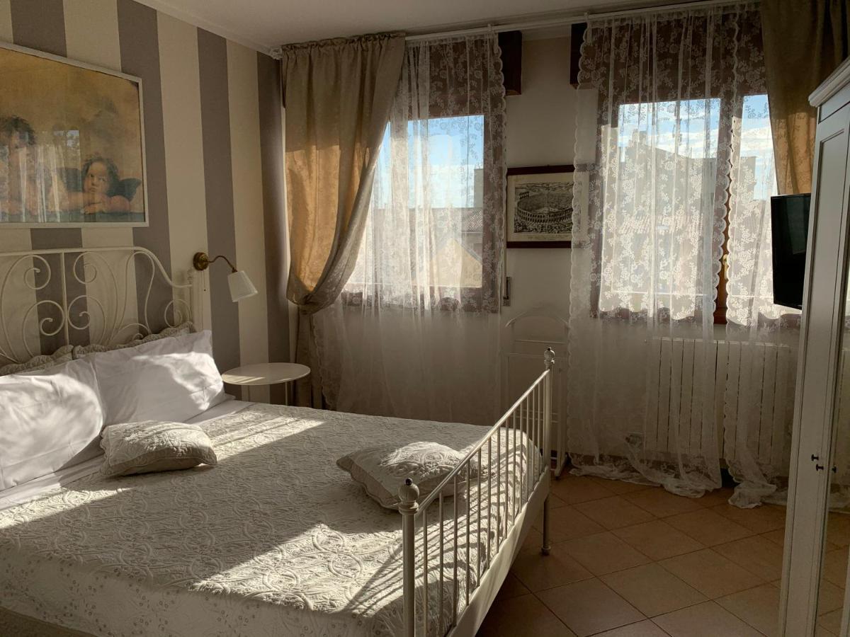 B&B Verona Business And Fun G B Rossi Friendly ภายนอก รูปภาพ
